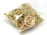 Pantvaror, Parti Guld, trasigt defekt 14K 28,2g, i auktion: Pant – Tisdag 22 november 2011