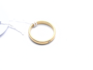 Pantvaror, Ring med diamant ca 0,02ct 
 18K Ø153/4 3,1gr, i auktion: Pant – Tisdag 31 juli 2012