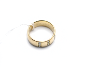 Pantvaror, Ring 18K graverad med diamanter 9xca0,03ct  Ø171/4 8,8gr, i auktion: Pant – Tisdag 31 juli 2012