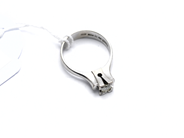 Pantvaror, Ring vitguld med diamant 18K grav 0,22ct Ø171/4 5,2g, i auktion: Pant – Tisdag 31 juli 2012