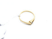 Pantvaror, Ring med sten 18K Ø18 2,2g, i auktion: Pant – Tisdag 31 juli 2012