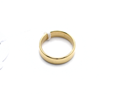 Pantvaror, Ring 18K graverad 8,5g, i auktion: Pant – Tisdag 31 juli 2012