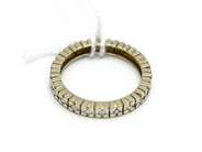 Pantvaror, Ring vitguld med diamanter 22xca0,01ct 18K Ø16 3/4 2,7g, i auktion: Pant – Tisdag 31 juli 2012