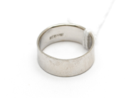 Pantvaror, Ring vitguld 18K Ø18 defekt 7,8g, i auktion: Pant – Tisdag 31 juli 2012