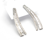 Pantvaror, Örhängen vitguld med diamanter 78xca0,01ct briljantslipade 70xca0,01ct baguettslipade 18K defekta 6,2g, i auktion: Pant – Tisdag 31 juli 2012