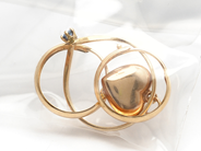 Pantvaror, Parti guld 18K defekt 2,1g, i auktion: Pant – Tisdag 31 juli 2012