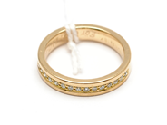 Pantvaror, Ring med diamanter 15xca0,01ct Ø16 3/4 18K graverad 5,7g, i auktion: Pant – Tisdag 31 juli 2012