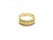 Pantvaror, Ring 18K Ø17½ med stenar 4,9g, i auktion: Pant – Tisdag 31 juli 2012