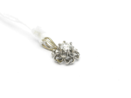 Pantvaror, Hänge 14K vitguld med diamant ca0,32ct 0,9g, i auktion: Pant – Tisdag 31 juli 2012