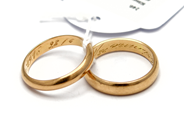 Parti, Ringar 2st 18K graverade 9g, i auktion: Pant – Tisdag 5 november 2013