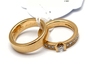Parti - Ringar 2st 18K graverade en med diamanter graverad 0,60ct 19,4g - View 1
